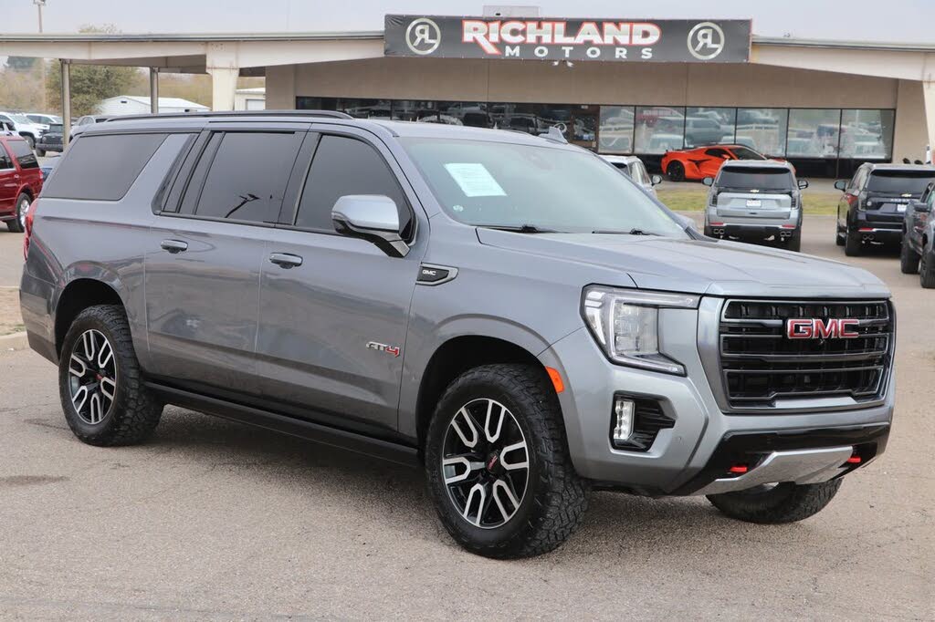 2022 GMC Yukon XL AT4 4WD