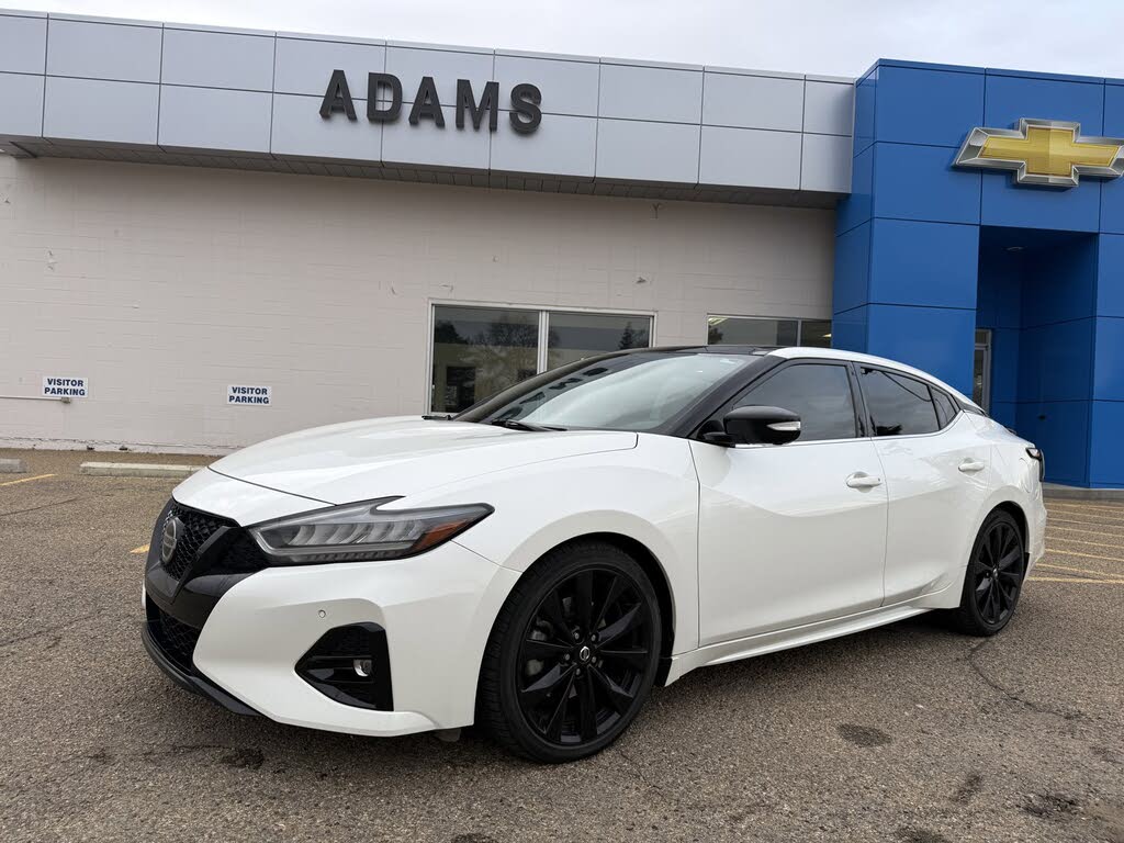 2022 Nissan Maxima SR FWD