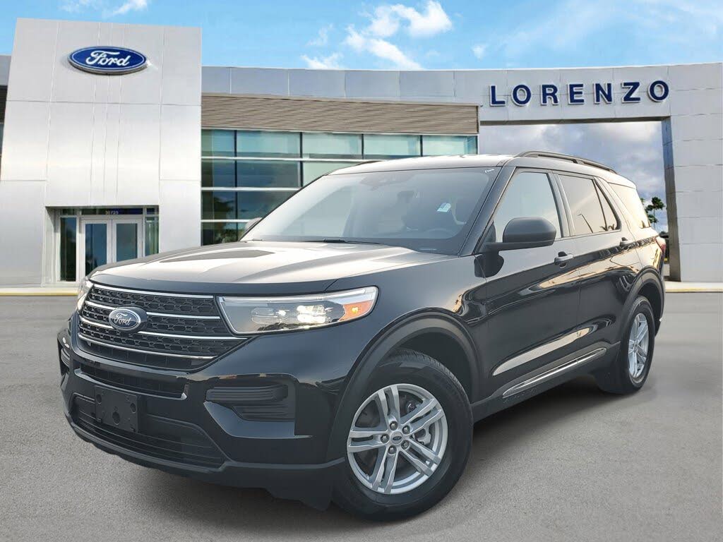 2023 Ford Explorer XLT RWD