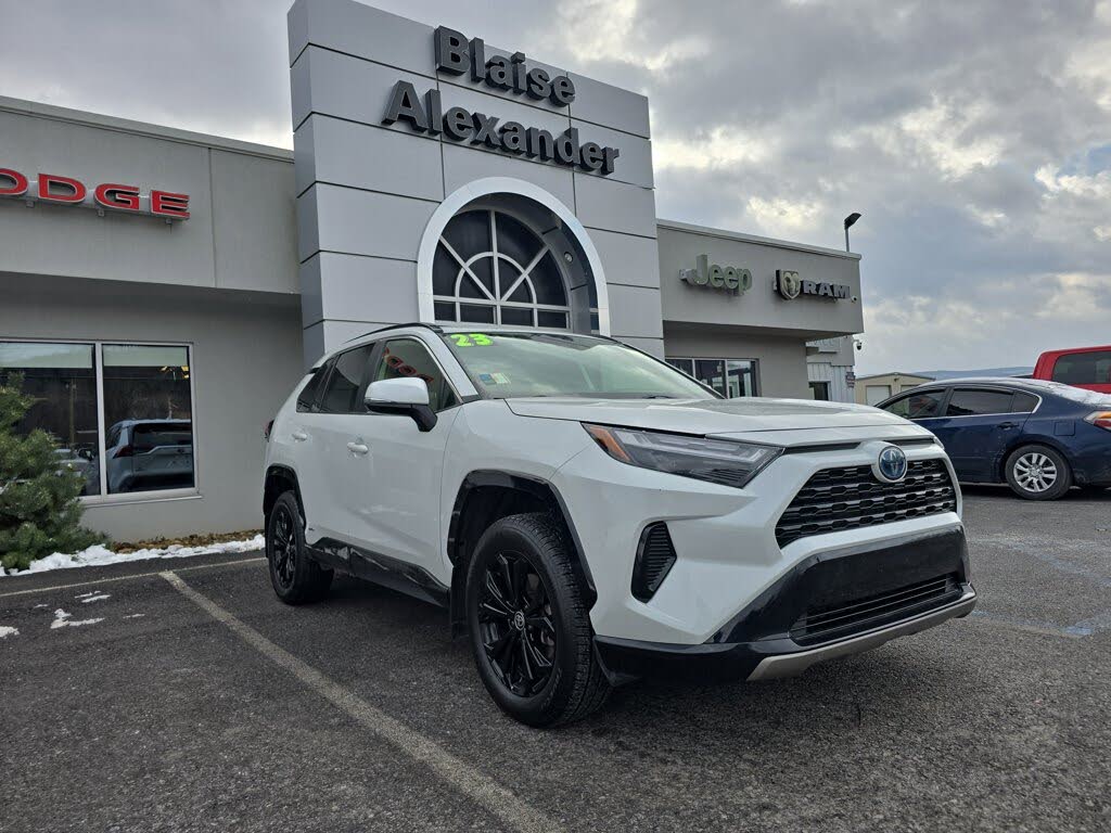 2023 Toyota RAV4 Hybrid SE AWD