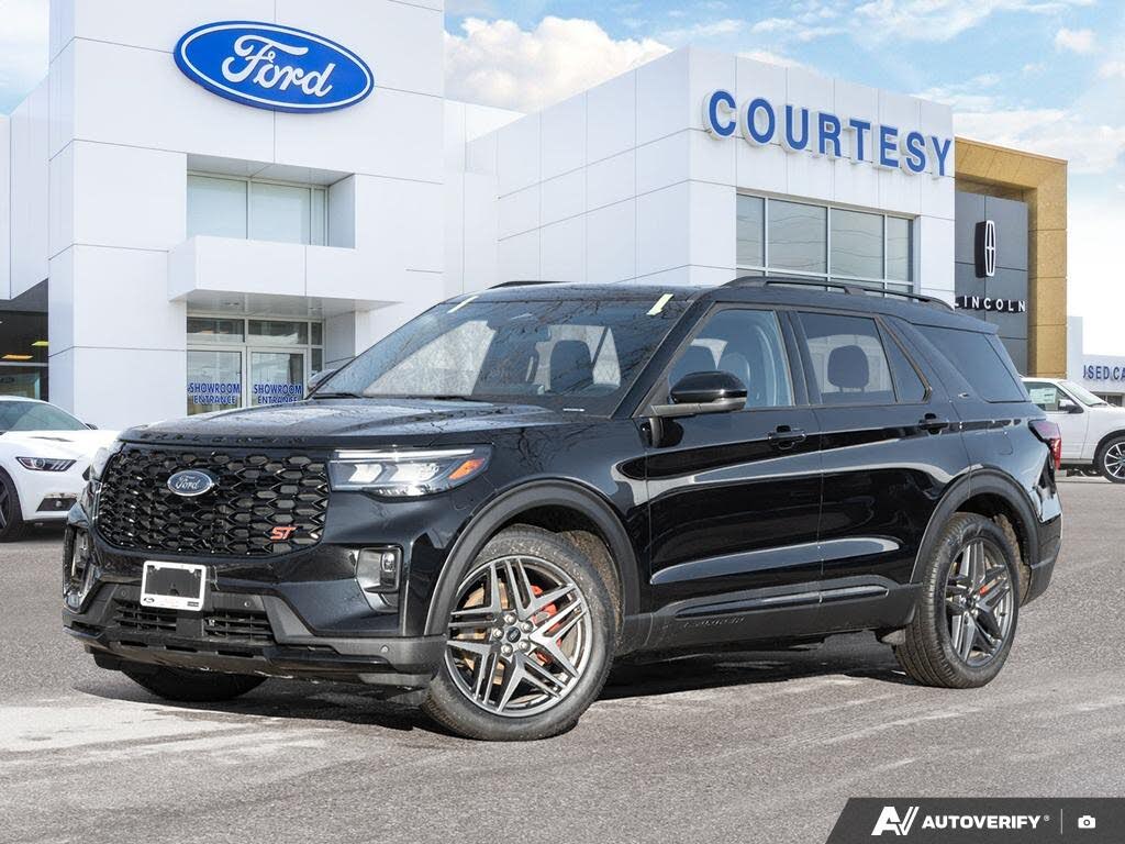 2025 Ford Explorer ST AWD
