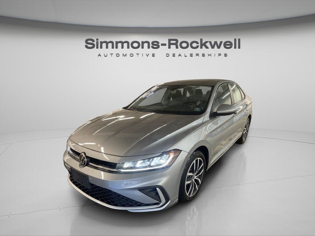 2025 Volkswagen Jetta SE FWD