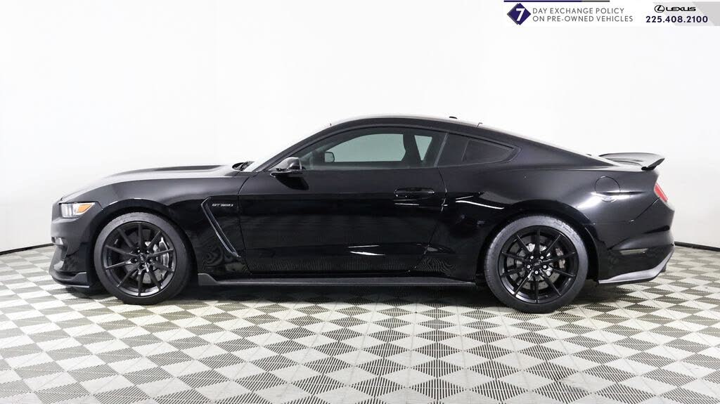 2017 Ford Mustang Shelby GT350 Fastback RWD