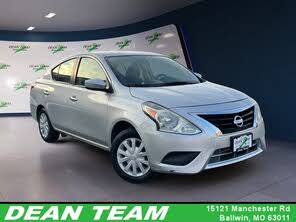 Nissan Versa SV FWD