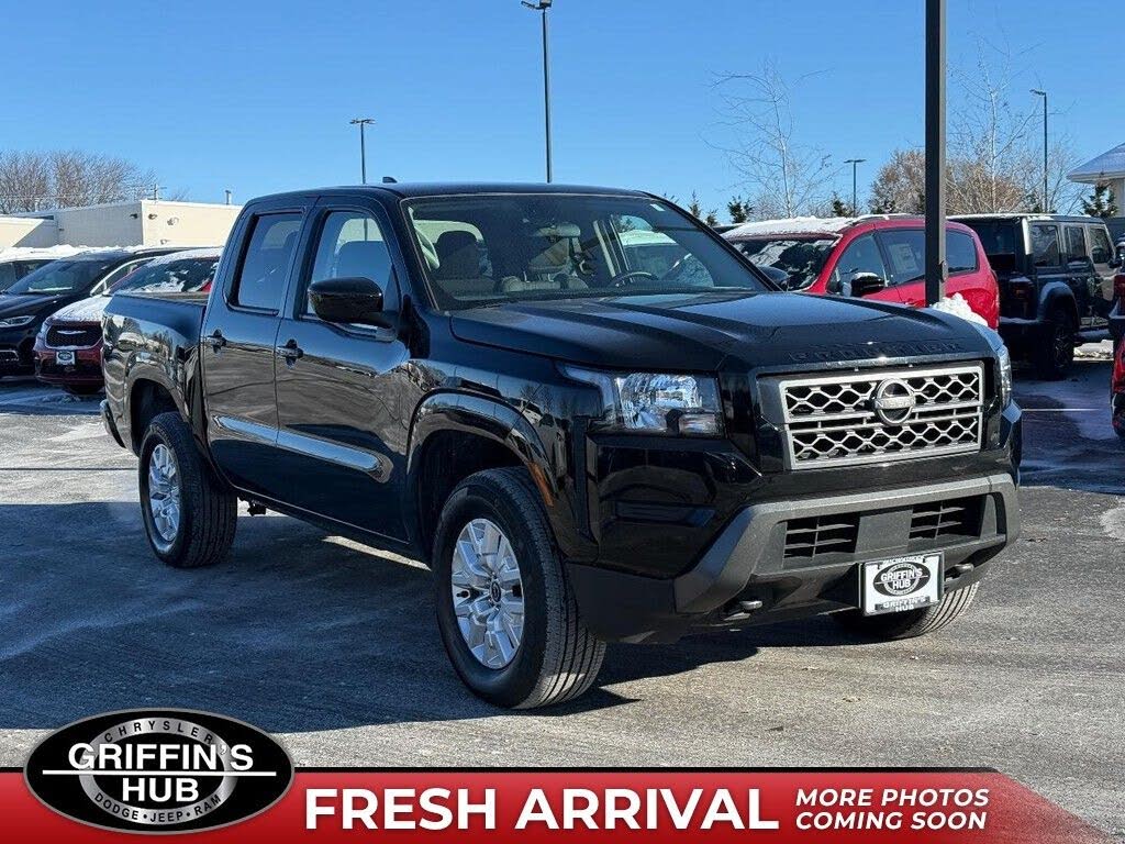 2023 Nissan Frontier SV Crew Cab 4WD