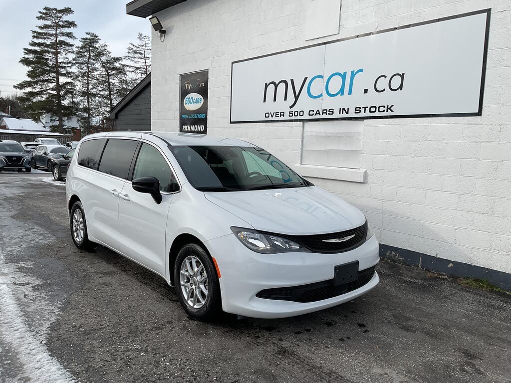 2024 Chrysler Grand Caravan SXT FWD