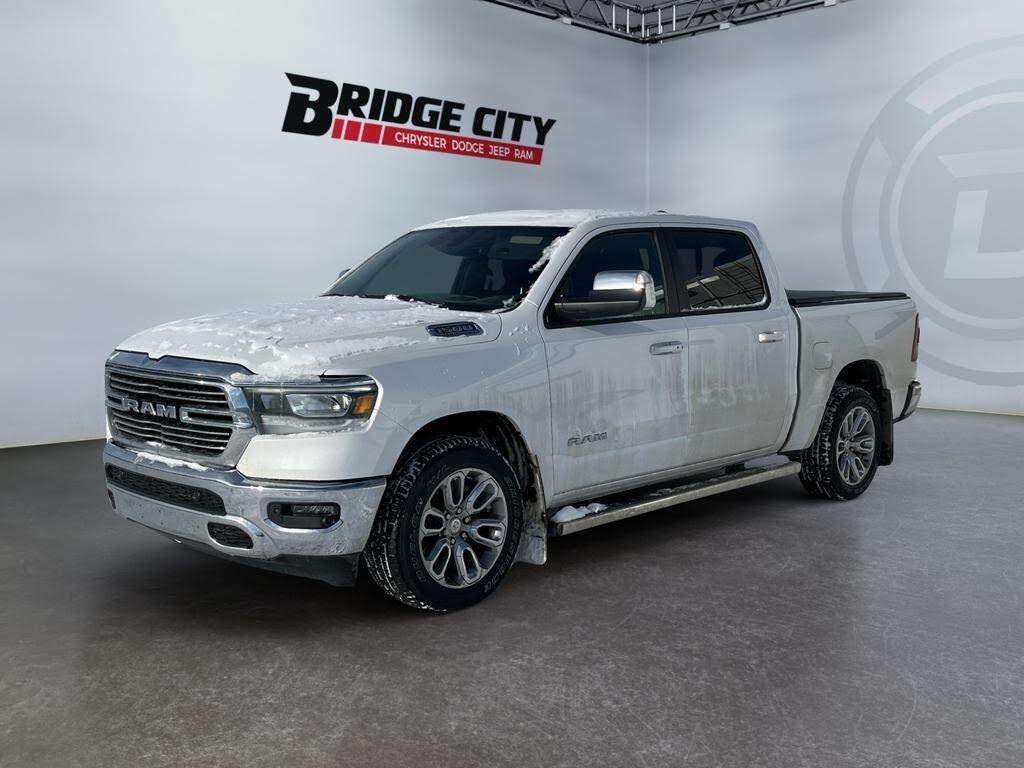 2024 RAM 1500 Laramie Crew Cab 4WD