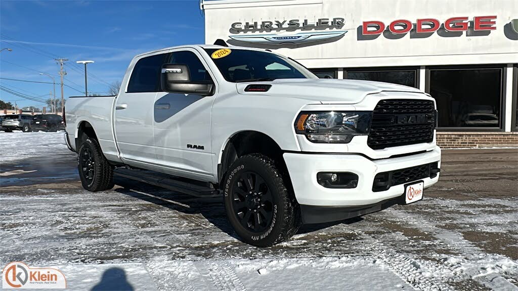 2024 RAM 2500 Big Horn Crew Cab 4WD