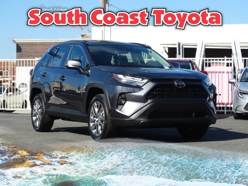 2025 Toyota RAV4 XLE Premium AWD