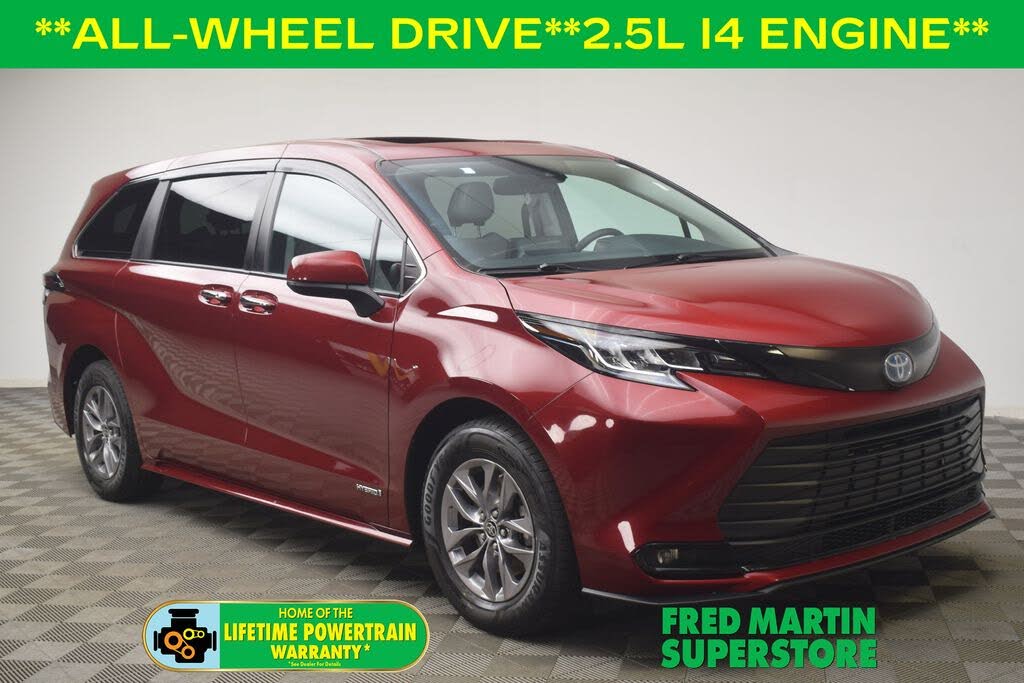 2021 Toyota Sienna XLE 7-Passenger AWD