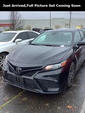 Toyota Camry SE FWD