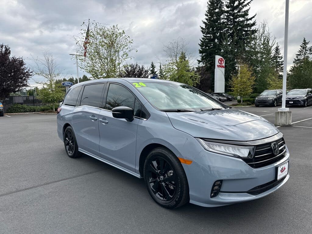 2024 Honda Odyssey Sport FWD