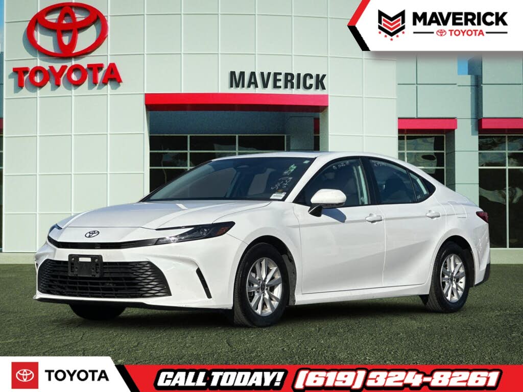2025 Toyota Camry LE FWD