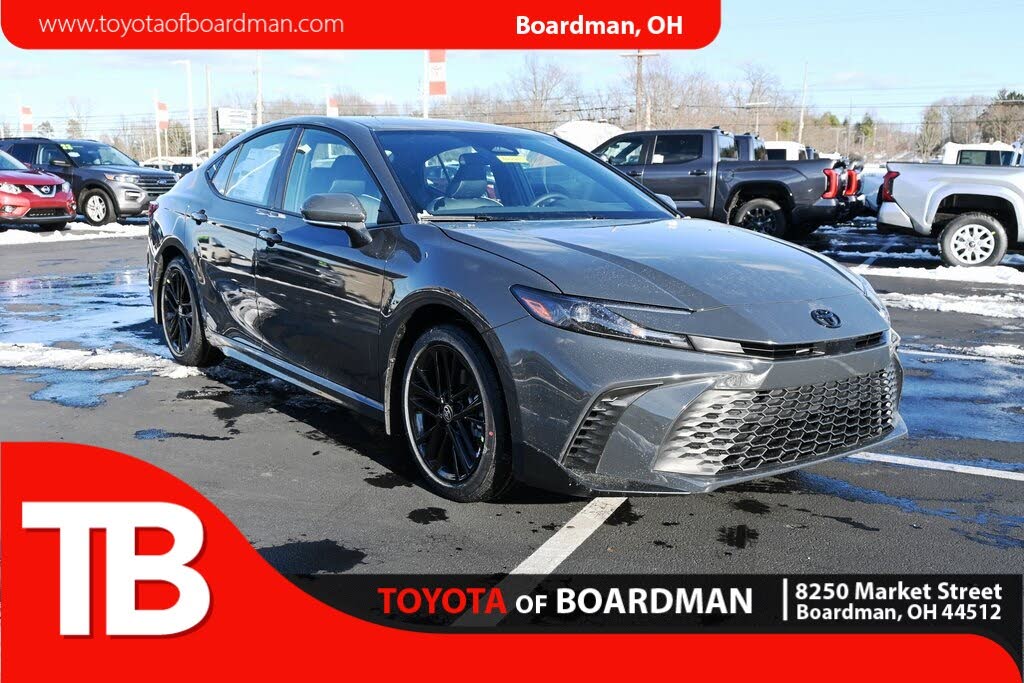 2026 Toyota Camry SE FWD