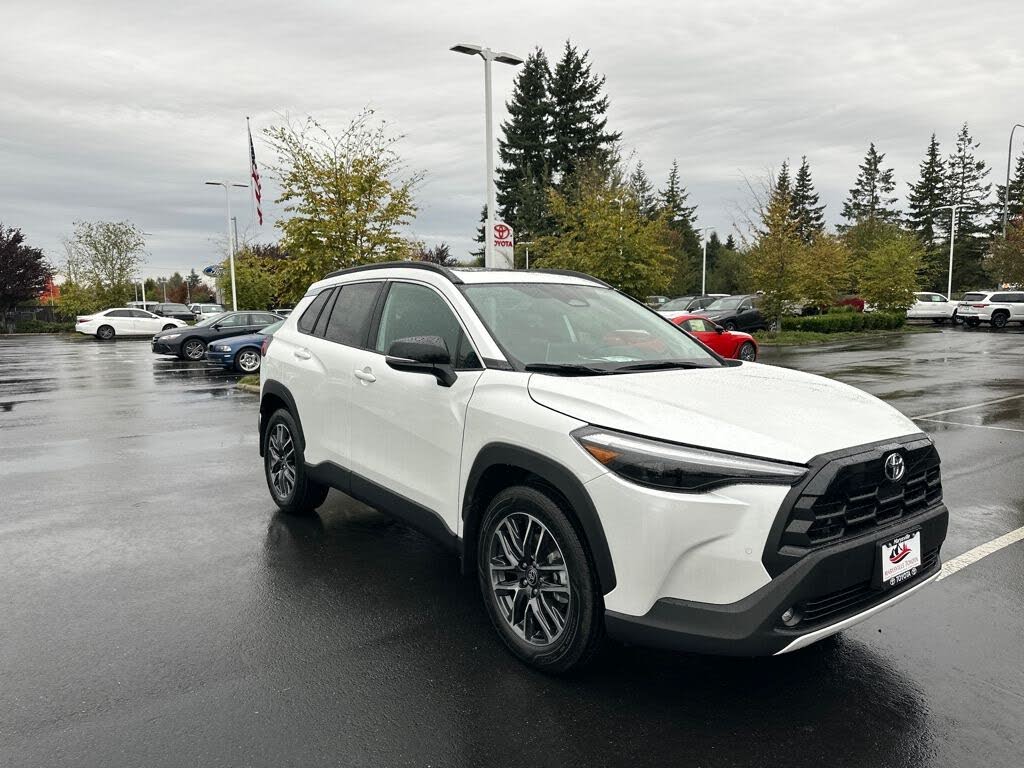 2026 Toyota Corolla Cross XLE AWD