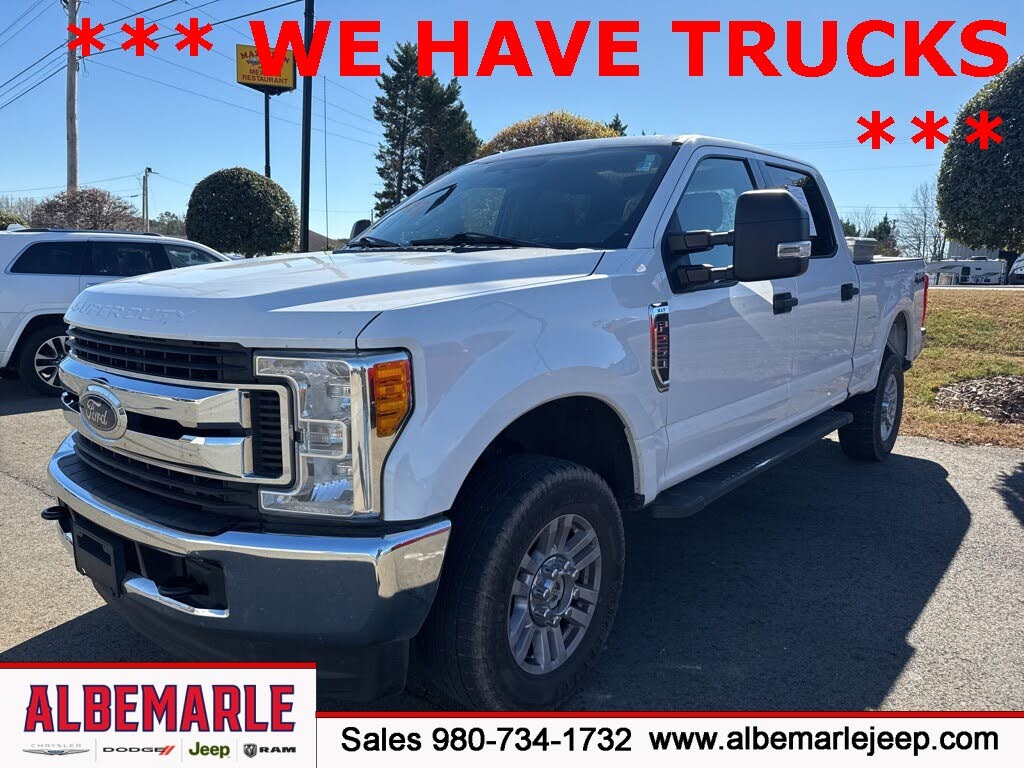 2017 Ford F-250 Super Duty XL Crew Cab 4WD