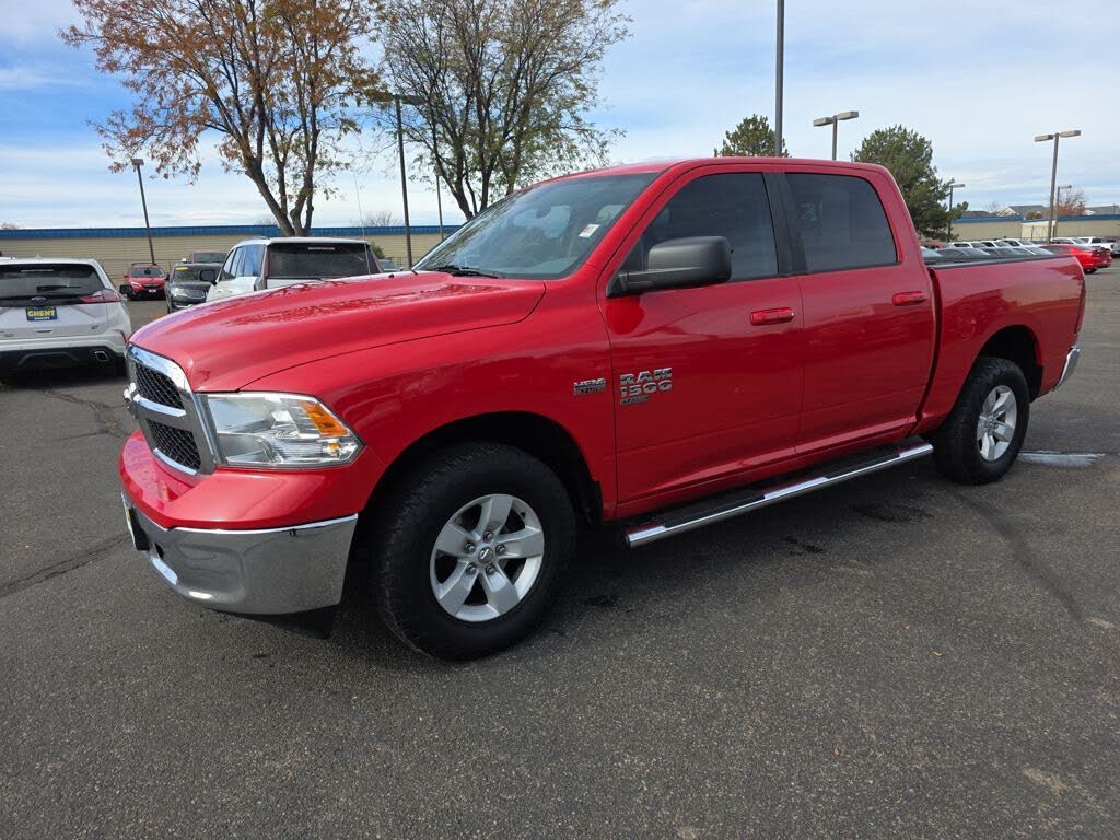 2019 RAM 1500 Classic SLT Crew Cab 4WD