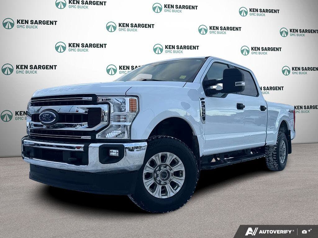 2022 Ford F-350 Super Duty XLT Crew Cab 4WD