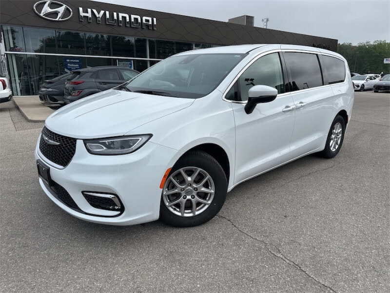 2023 Chrysler Pacifica Touring L FWD