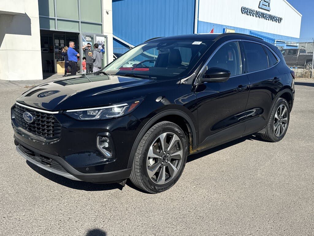 2023 Ford Escape Platinum AWD