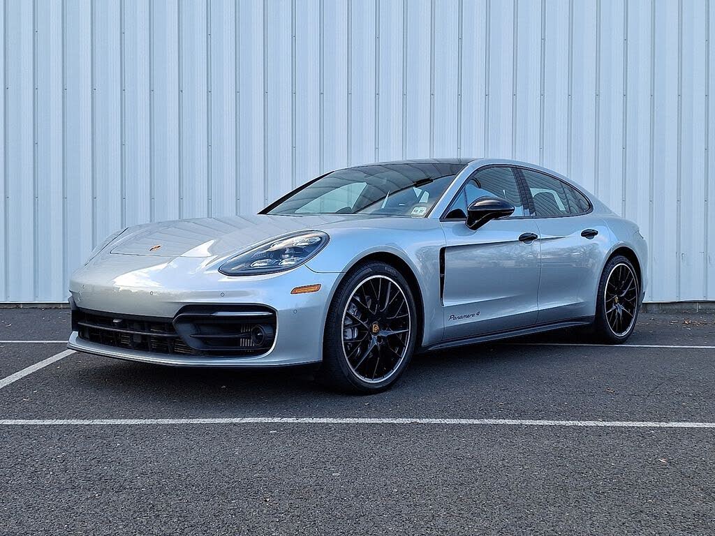 2023 Porsche Panamera 4 AWD