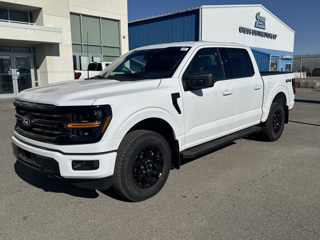 Ford F-150 XLT SuperCrew 4WD 2025