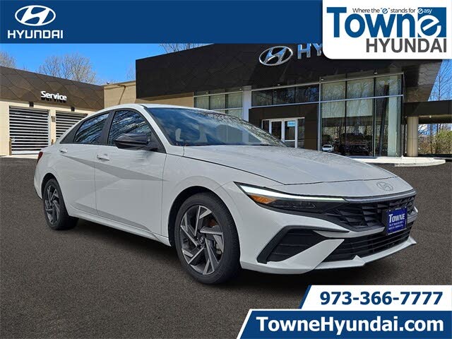 2025 Hyundai Elantra SEL Sport FWD