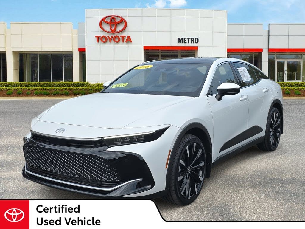 2025 Toyota Crown Platinum AWD