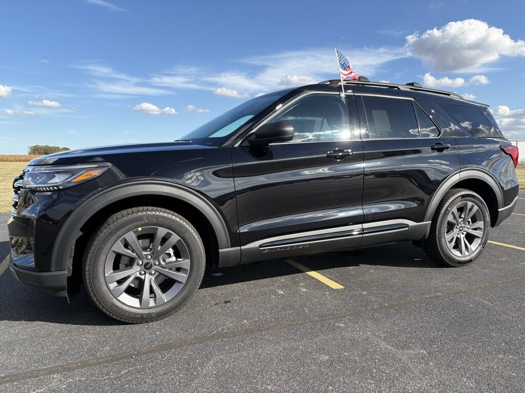 2026 Ford Explorer Active AWD