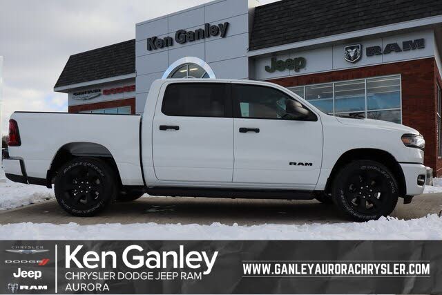 2026 RAM 1500 Express Crew Cab 4WD