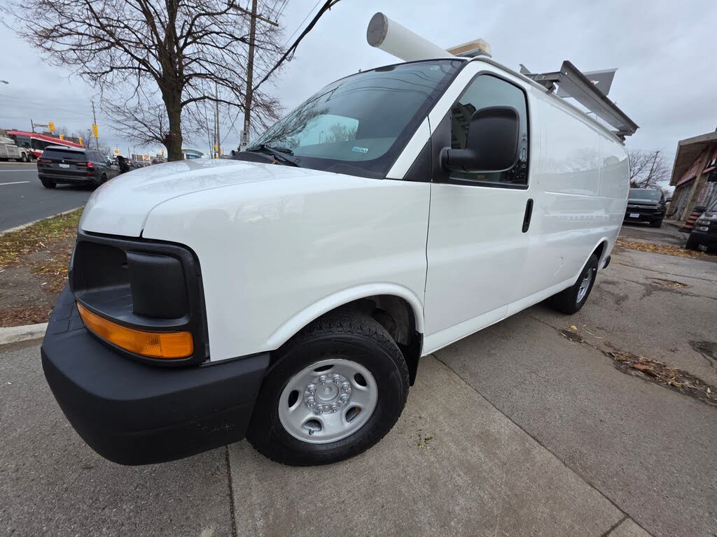 2011 Chevrolet Express Cargo 2500 RWD