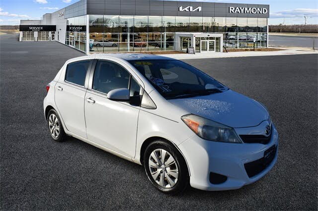 2012 Toyota Yaris LE 2dr Hatchback