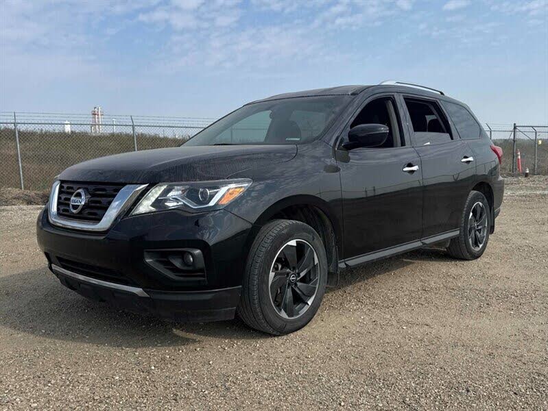 Nissan Pathfinder SV 4WD 2017