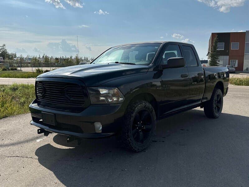RAM 1500 Express Quad Cab 4WD 2017