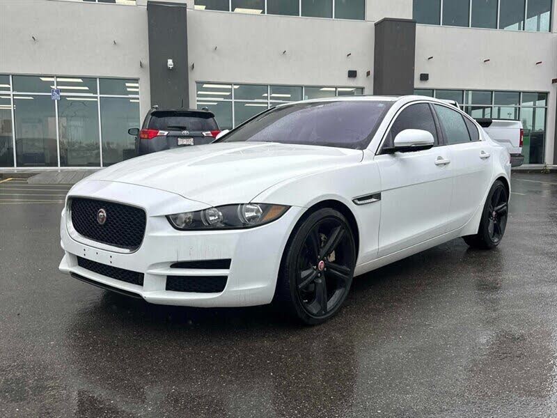 2018 Jaguar XE 25t Premium AWD