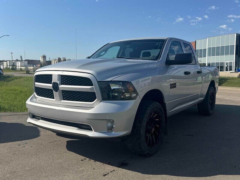 RAM 1500 Express Quad Cab 4WD 2018