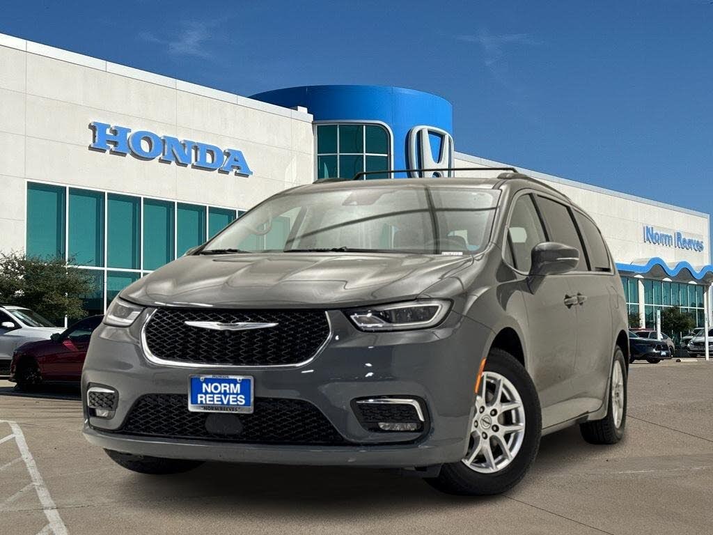 2022 Chrysler Pacifica Touring L FWD