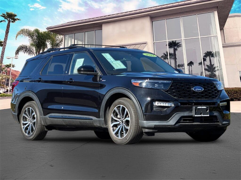 2022 Ford Explorer ST-Line RWD