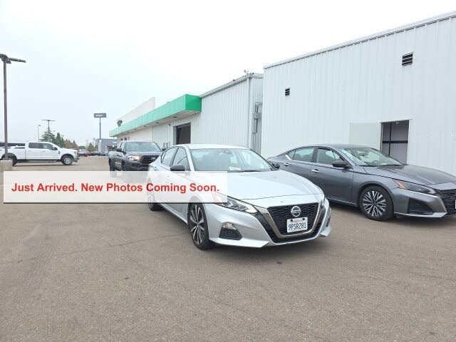 2022 Nissan Altima 2.5 SR FWD