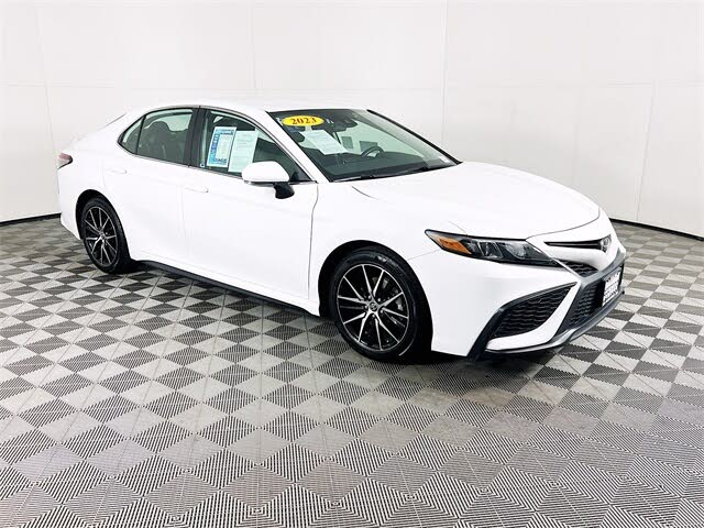 2023 Toyota Camry SE FWD