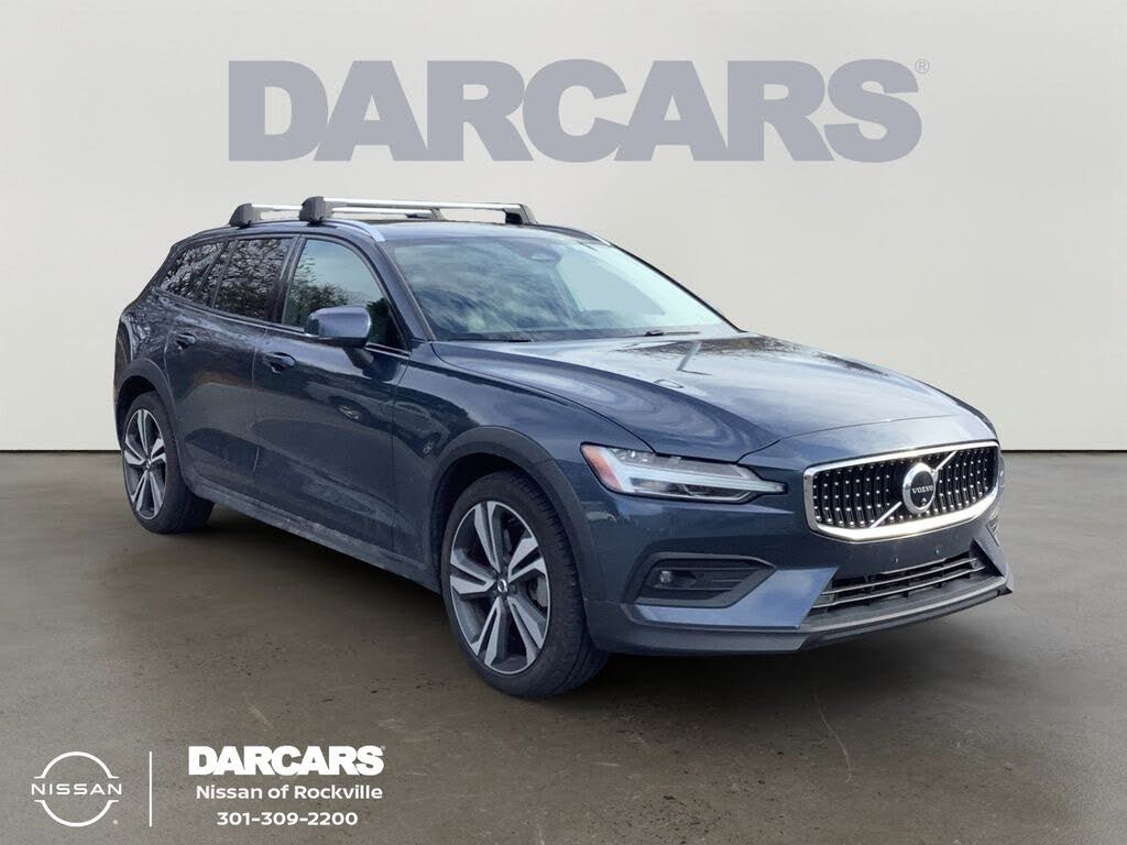 2024 Volvo V60 Cross Country B5 Plus AWD