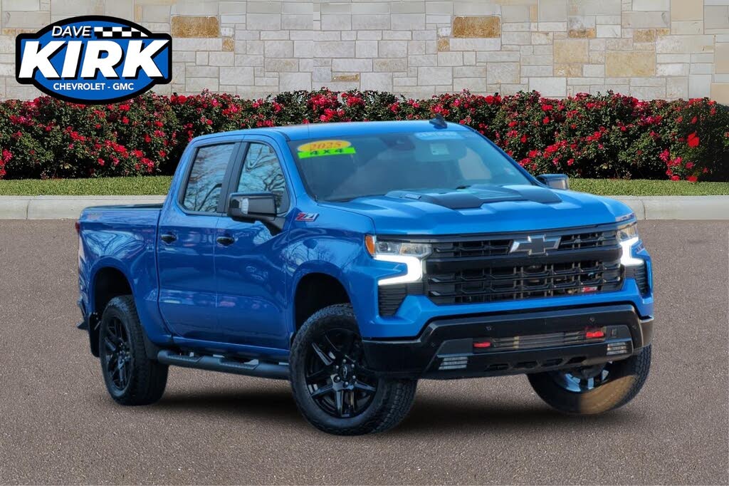 2025 Chevrolet Silverado 1500 LT Trail Boss Crew Cab 4WD