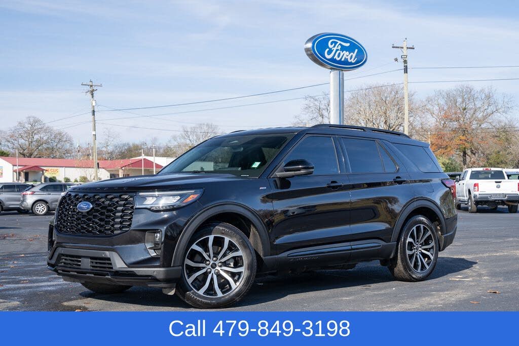 2025 Ford Explorer ST-Line RWD