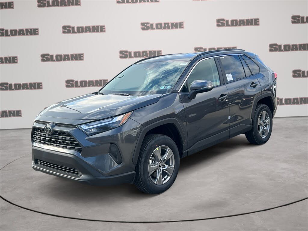 2025 Toyota RAV4 XLE AWD