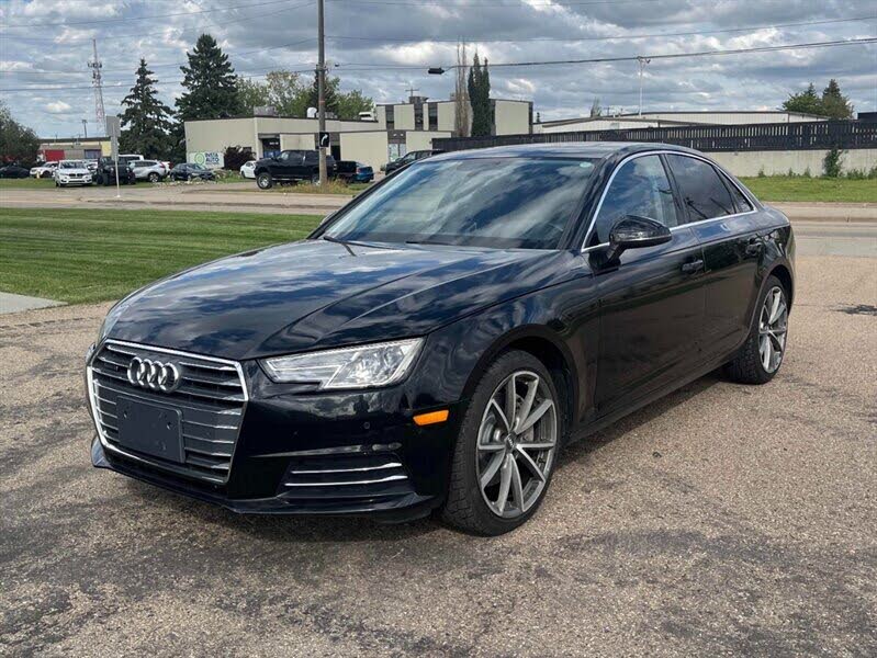 2017 Audi A4 2.0T quattro Progressiv AWD