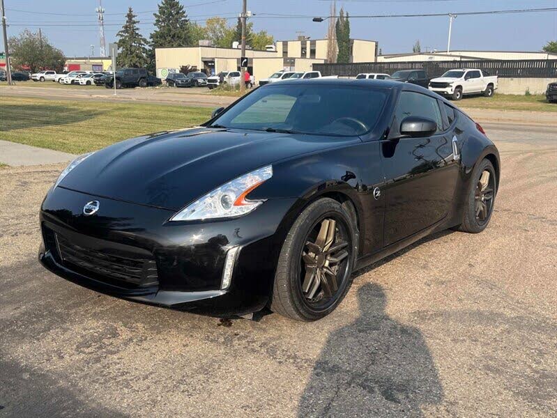 Nissan 370Z Base 2017