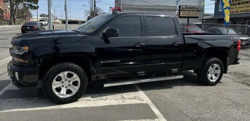 2018 Chevrolet Silverado 1500 LT Z71 Crew Cab 4WD