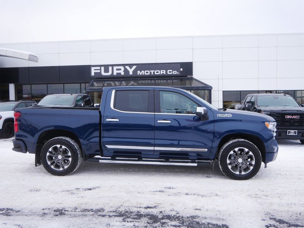 2022 Chevrolet Silverado 1500 High Country Crew Cab 4WD