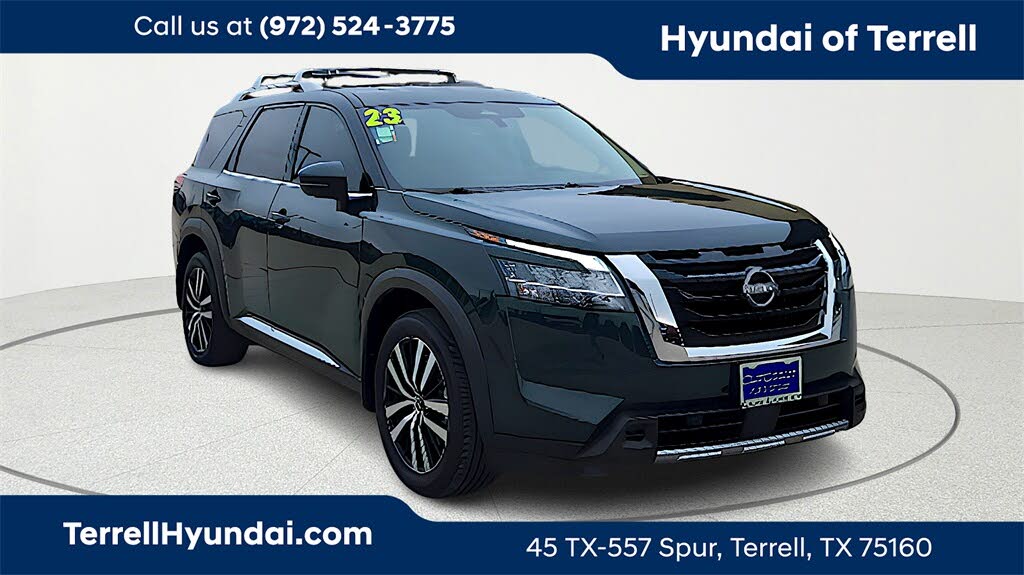 2023 Nissan Pathfinder Platinum FWD