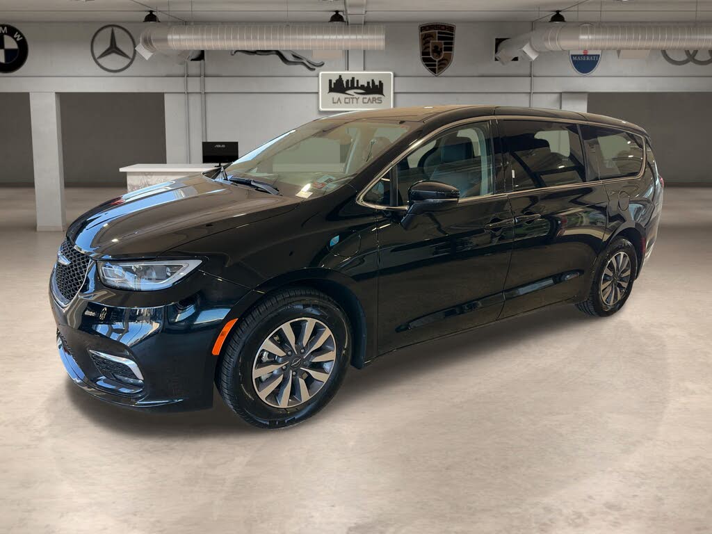 2024 Chrysler Pacifica Hybrid Select FWD
